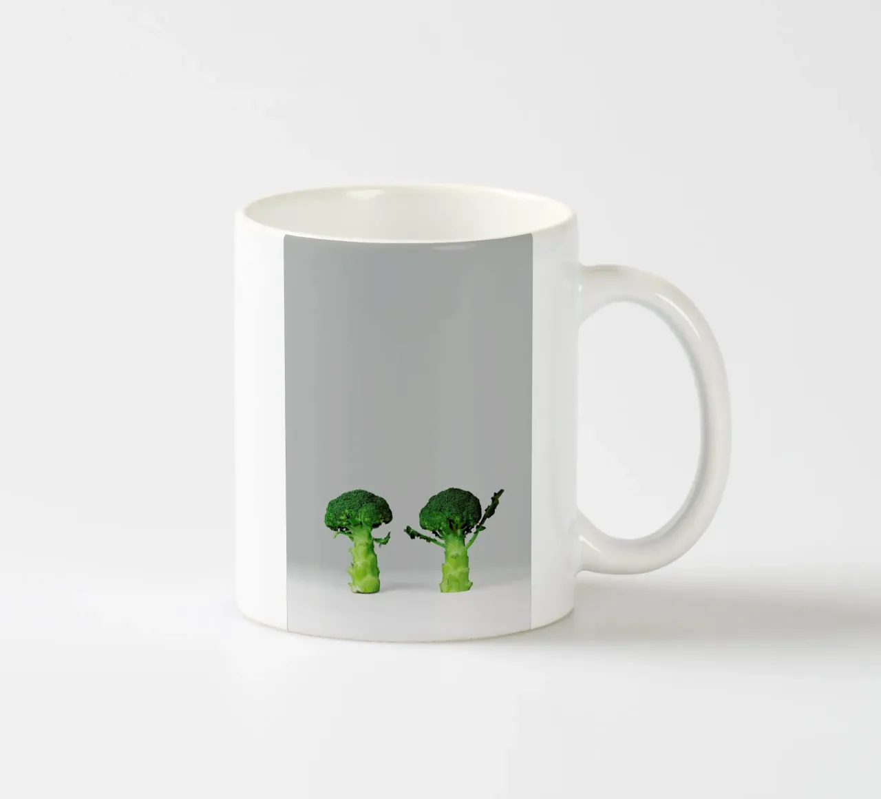 Arguing Broccolis tazza in ceramica da Lemon-apes