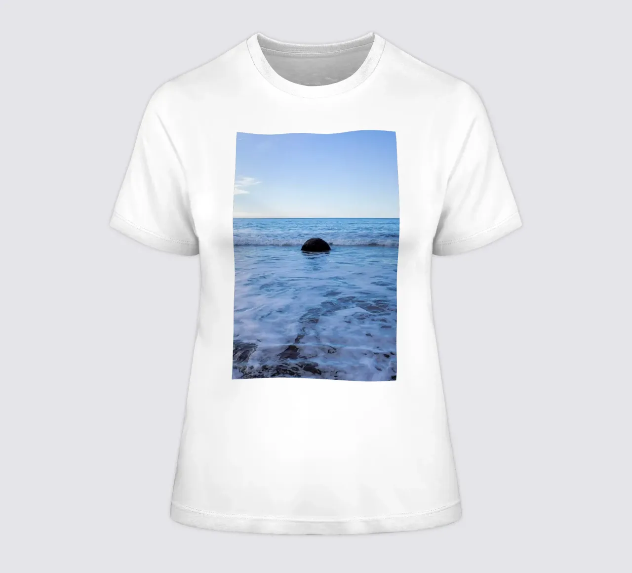 Lost in the Ocean Frauen T-Shirt von Jan Luzar
