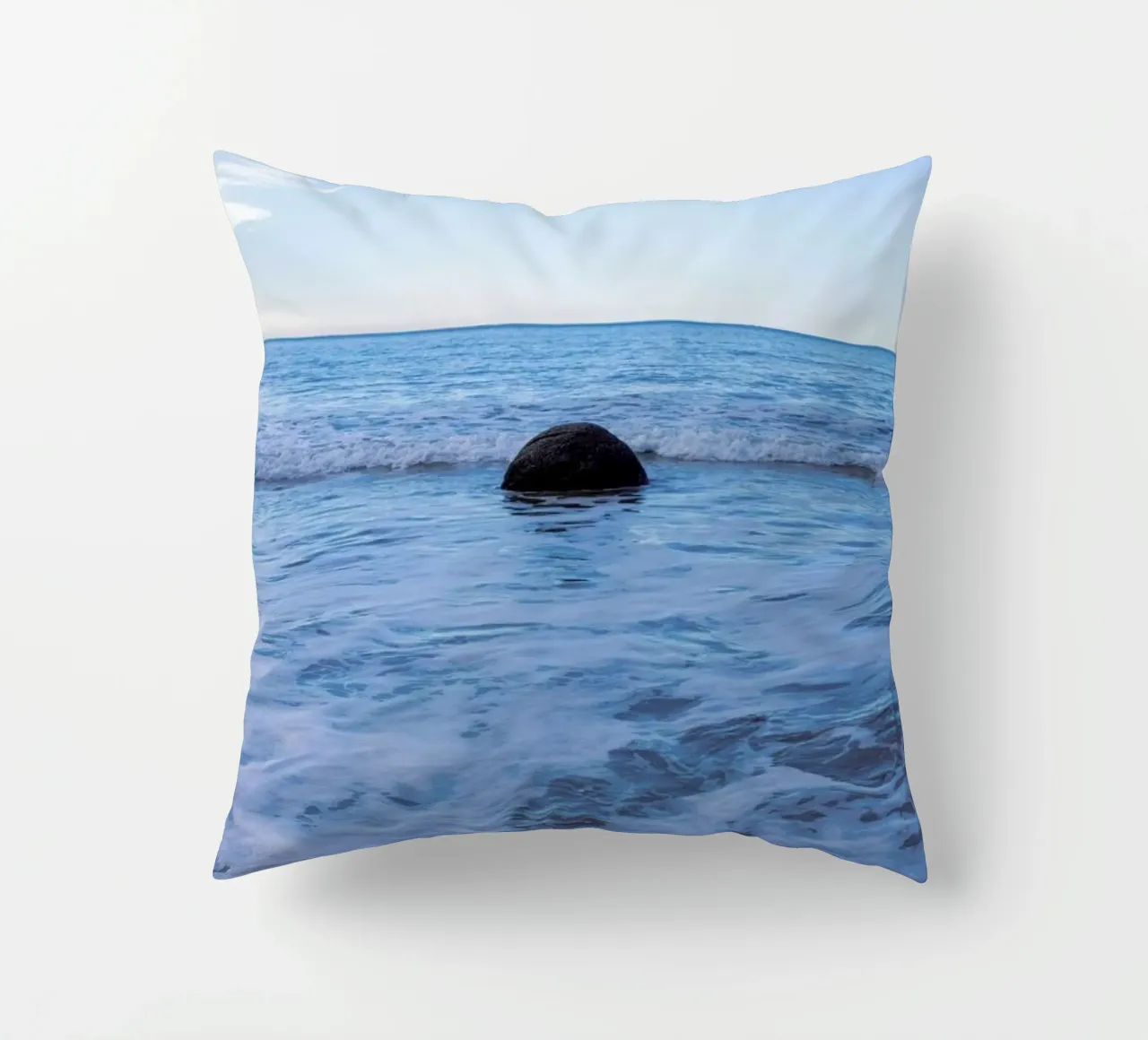 Lost in the Ocean cuscino da Jan Luzar