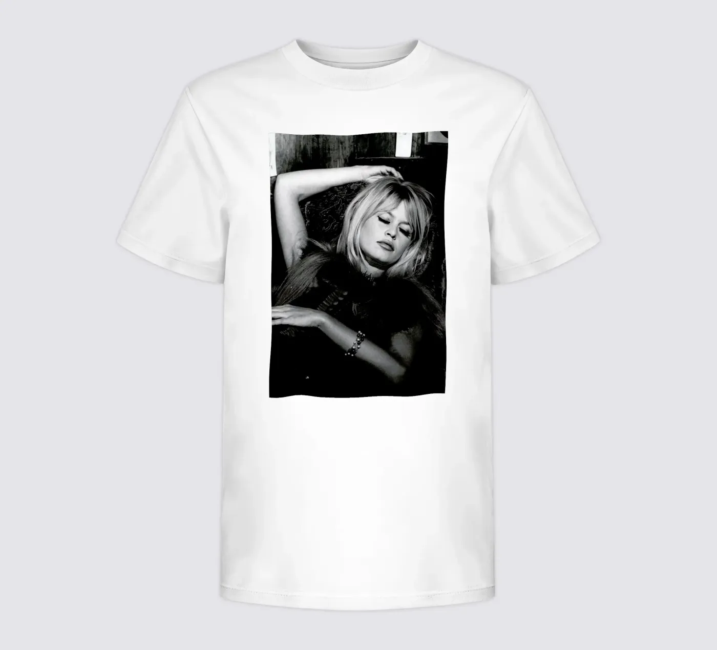 Brigitte Bardot 2 t-shirt bambini da Gallery Print and Art Limited