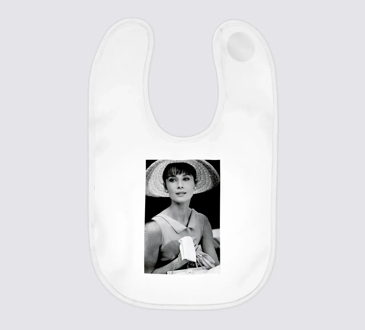 Audrey Hepburn 4 bavaglino da Gallery Print and Art Limited