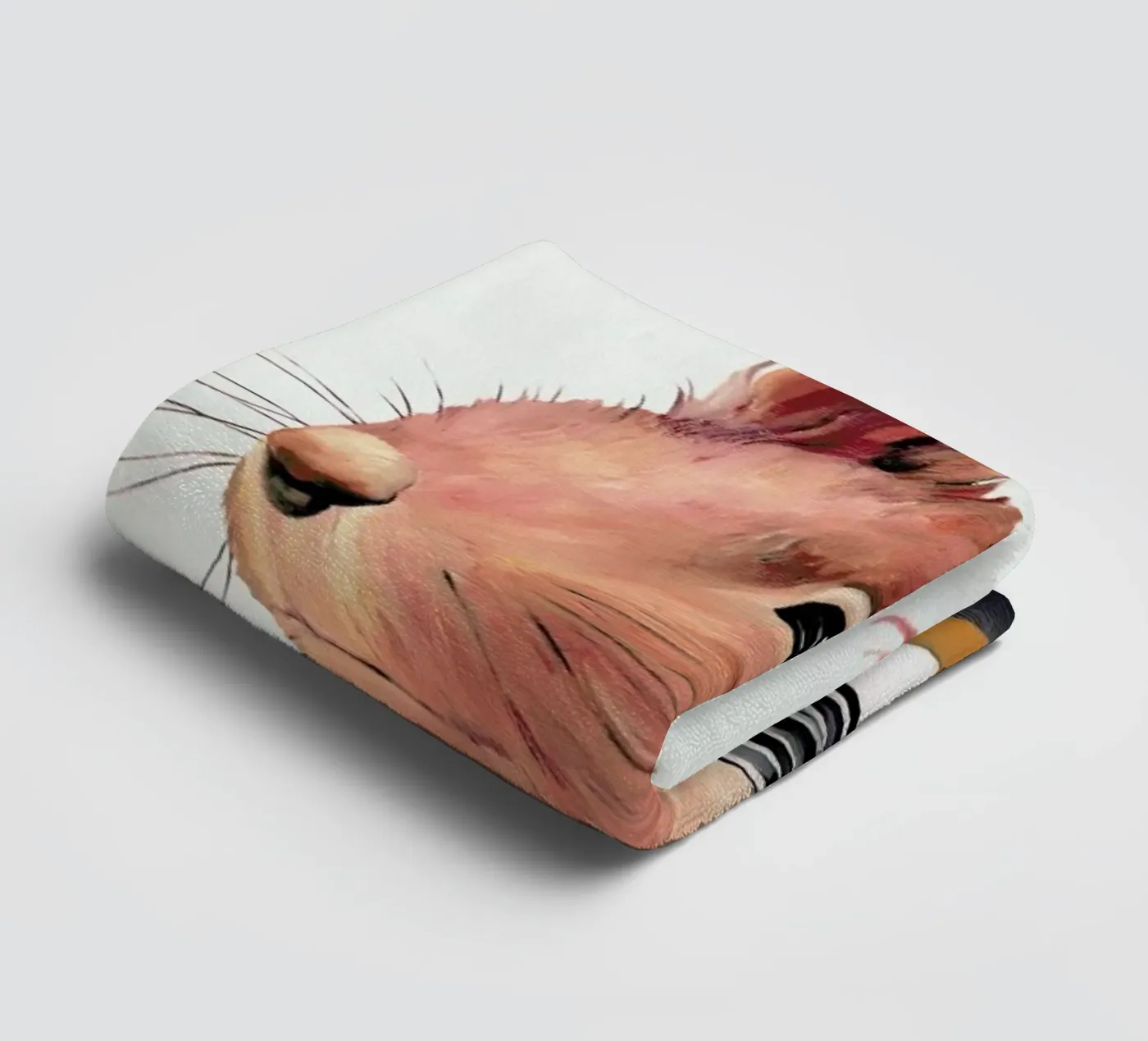Red Squirrel Handtuch von Animal Crew