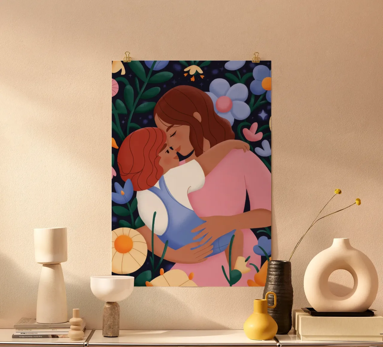 Abbraccio floreale dell'amore poster con telaio in alluminio da Emery Kate