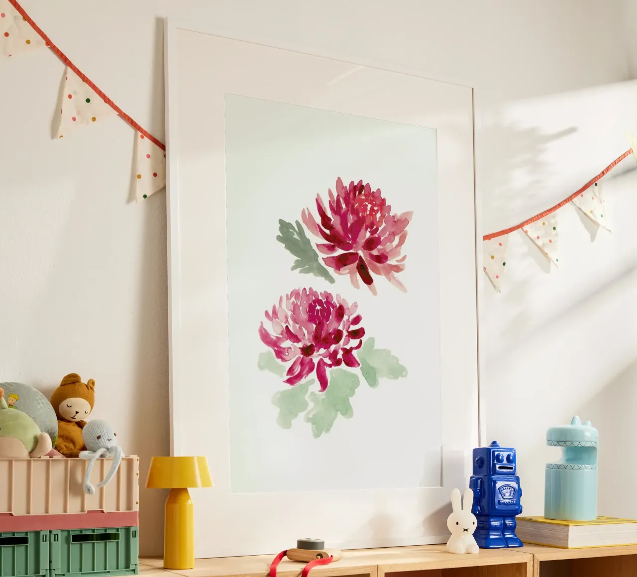 Chrysanthemum poster con telaio in legno da Farina Kuklinski