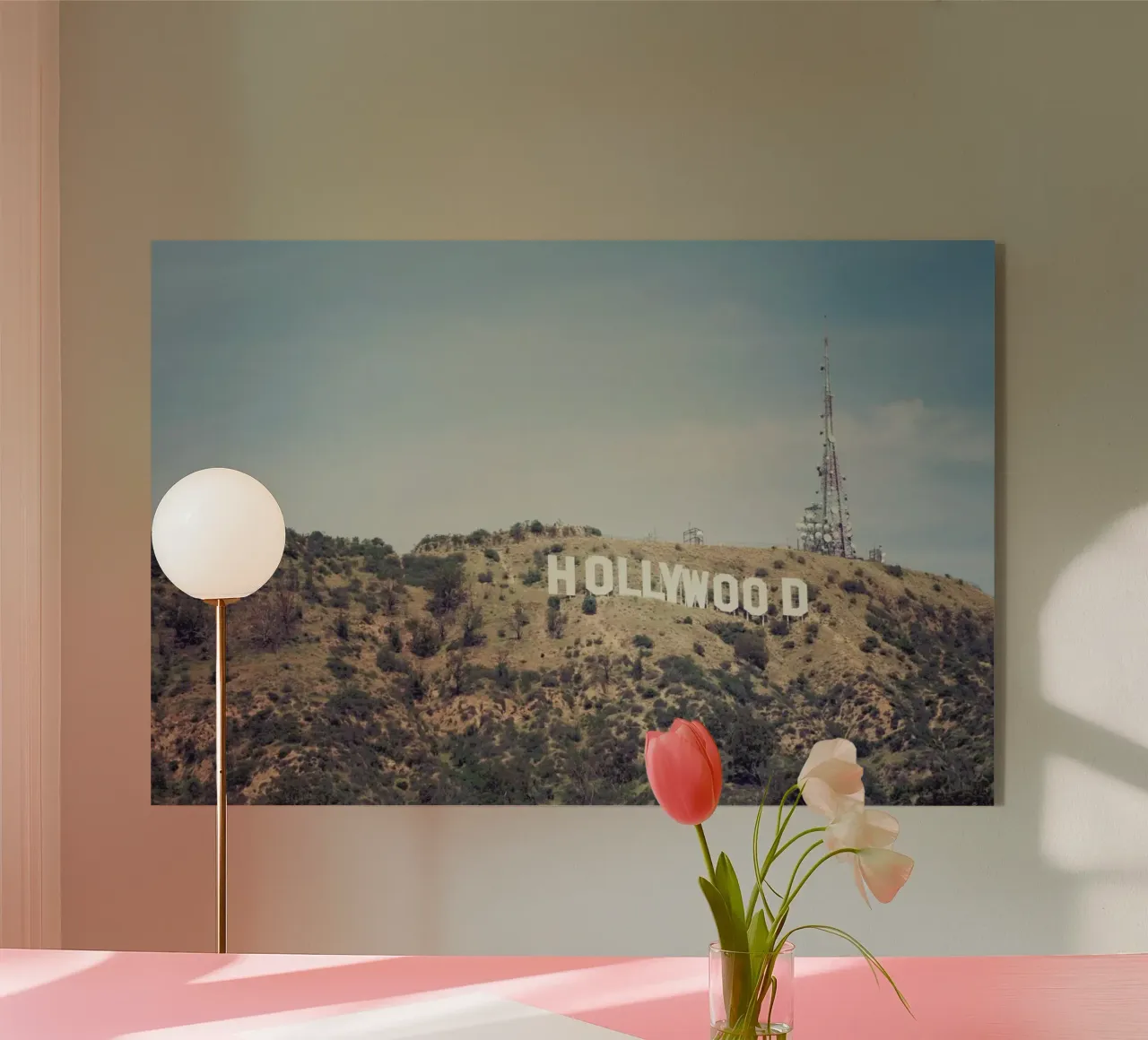 Hollywood plexiglass da Catherine McDonald