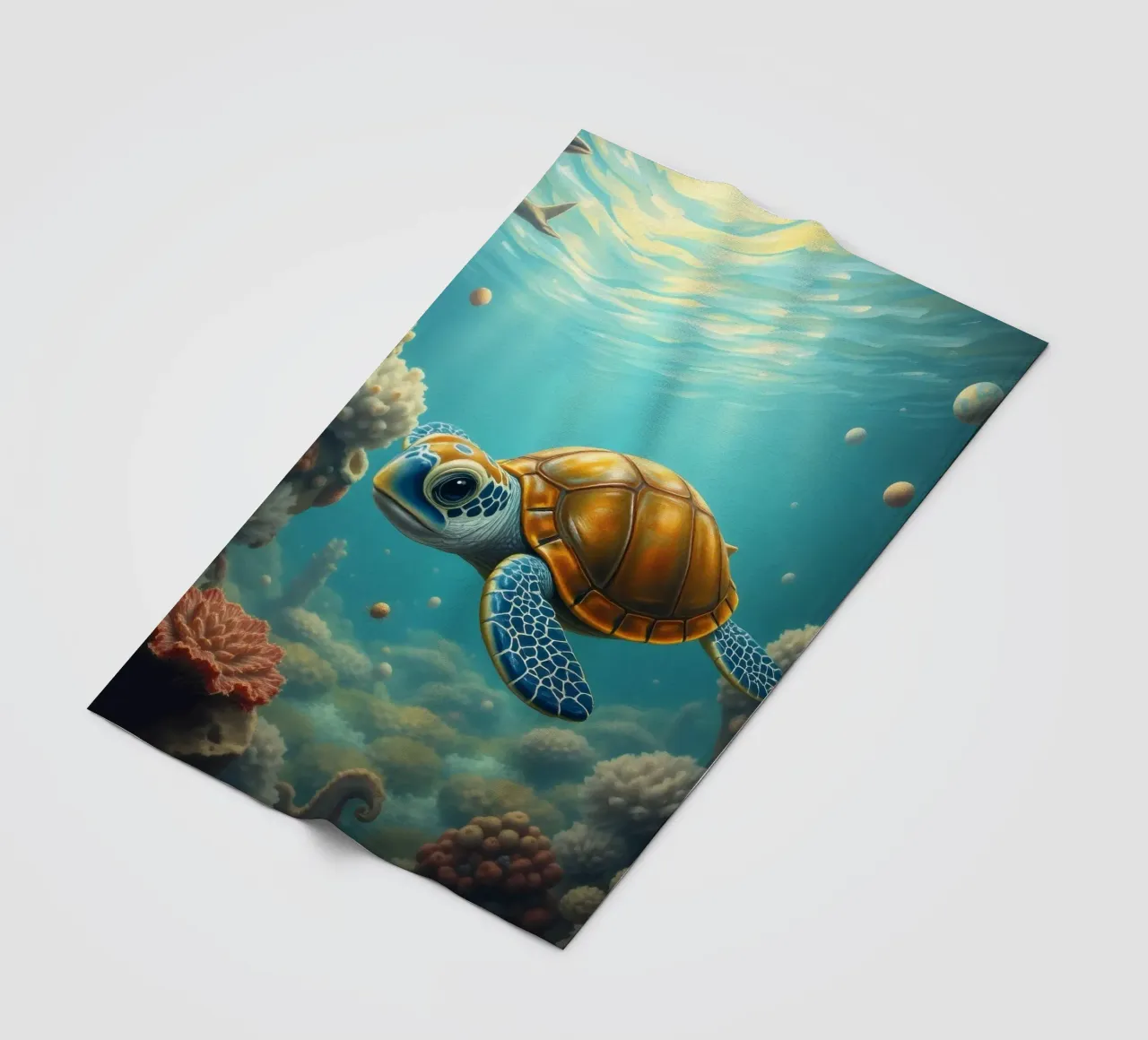 Une tortue de mer nage gracieusement dans un récif corallien dynamique plaid polaire de DesignDoodle