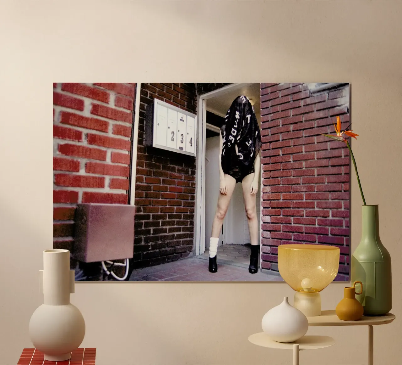 Covered up poster da Aysha Banos