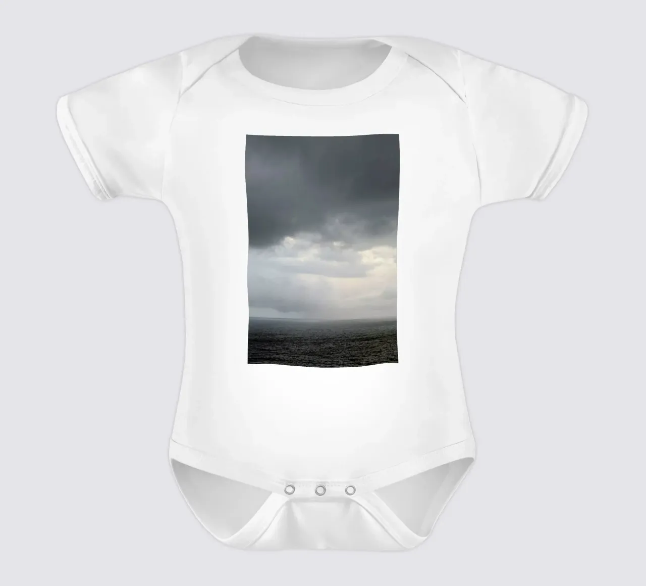 Sol De Le Gogo 1 short-sleeve baby romper by Shot By Clint