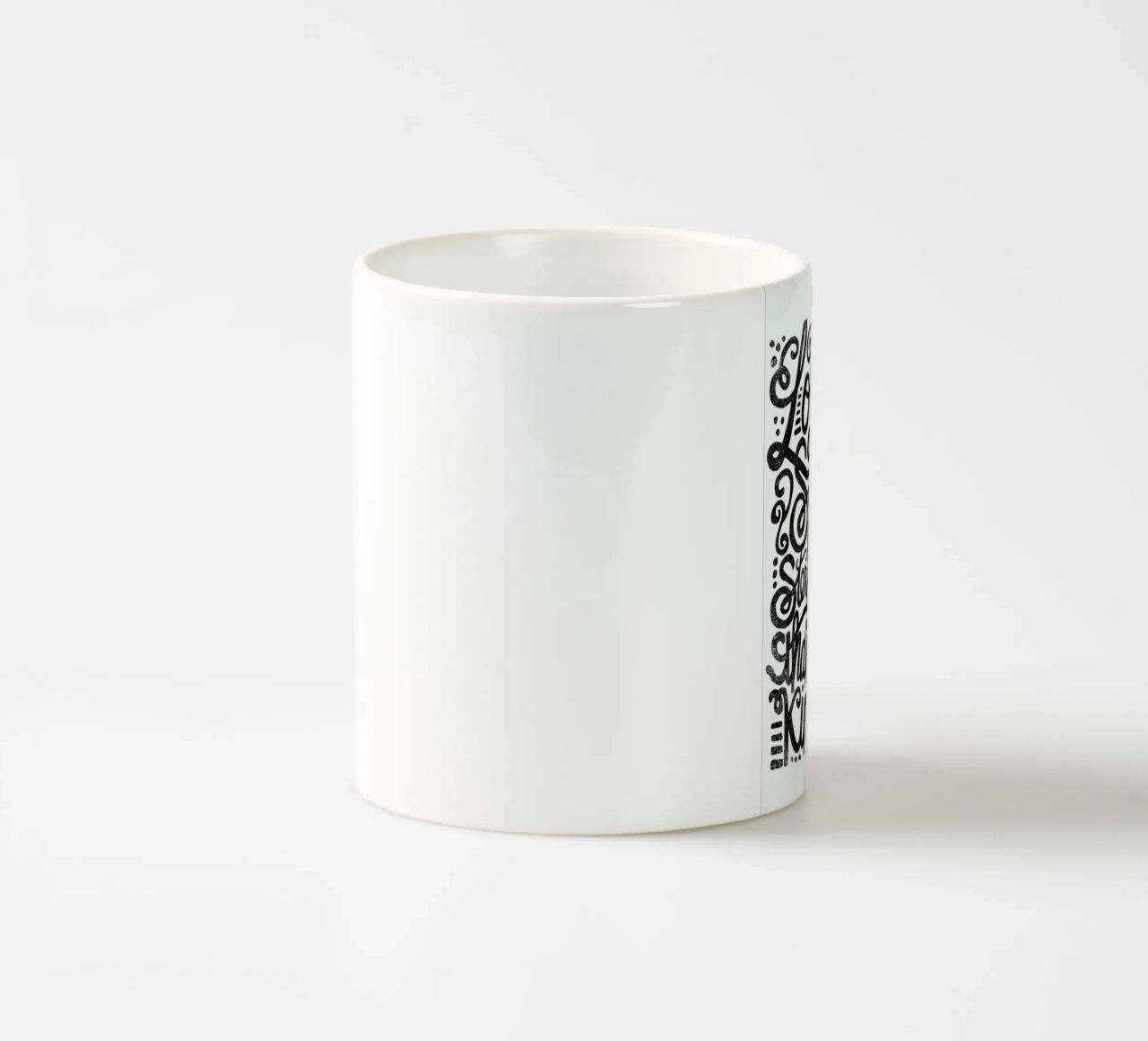 more stern and splendid tazza in ceramica da Matthew Taylor Wilson