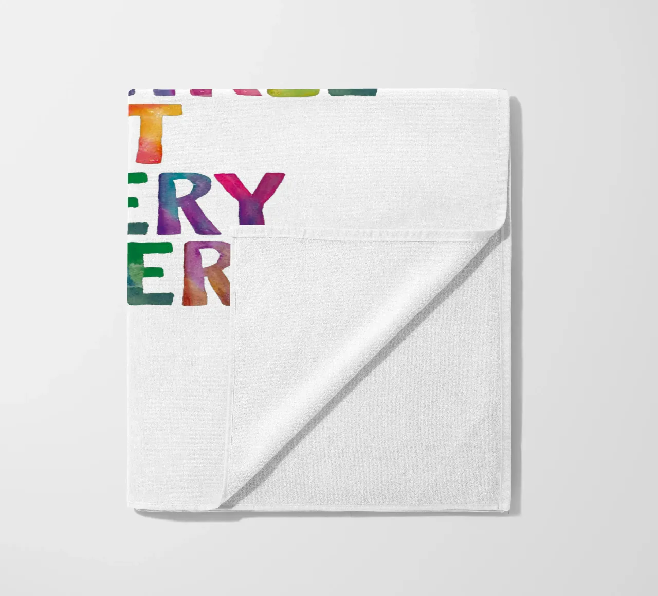 La gentilezza è gratuita, cospargetela ovunque Regenbogen Design telo mare da THE MOTIVATED TYPE