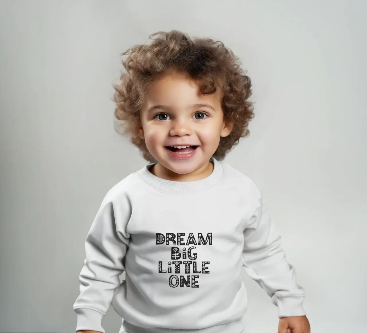 Sognare in grande piccolo Design scandinavo per la camera da letto dei bambini felpa neonato da THE MOTIVATED TYPE