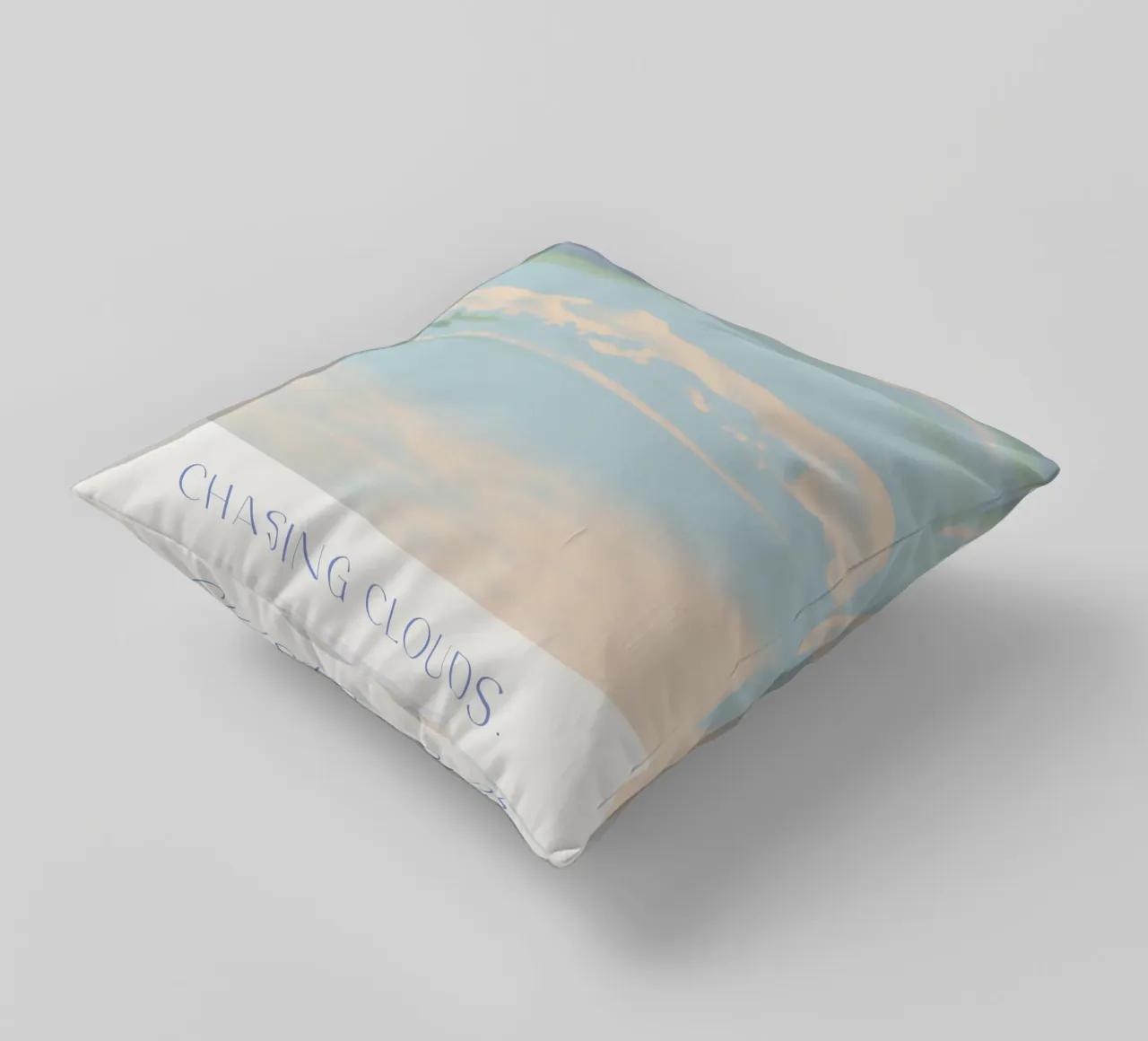 Chasing Clouds cuscino da treechild