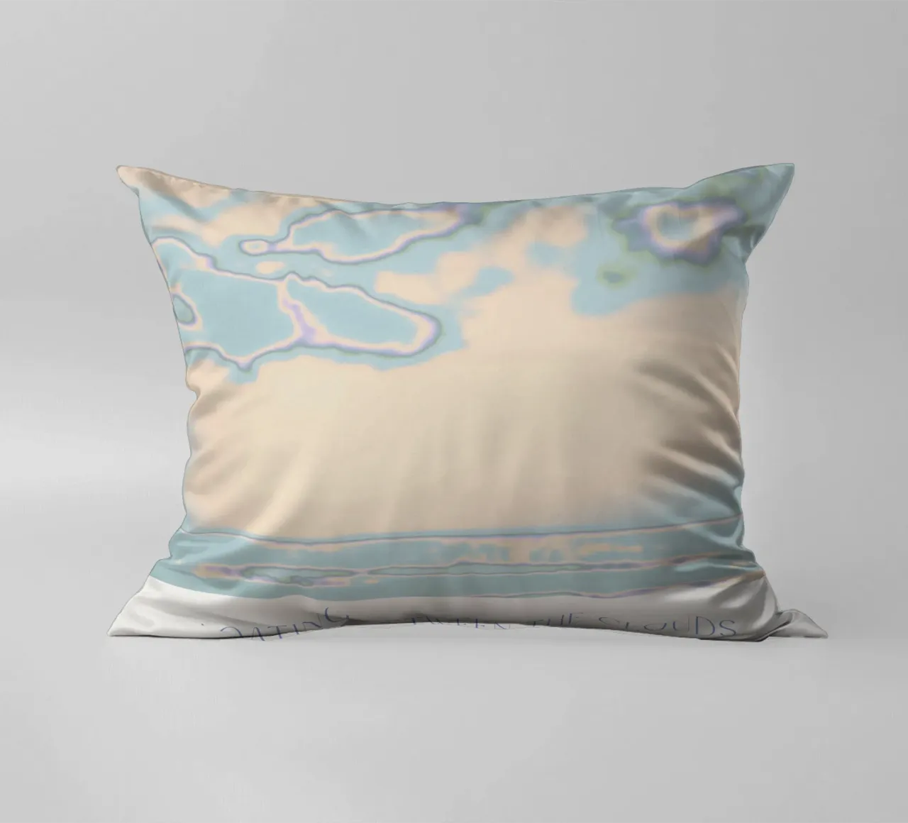 Floating Between The Clouds cuscino da treechild