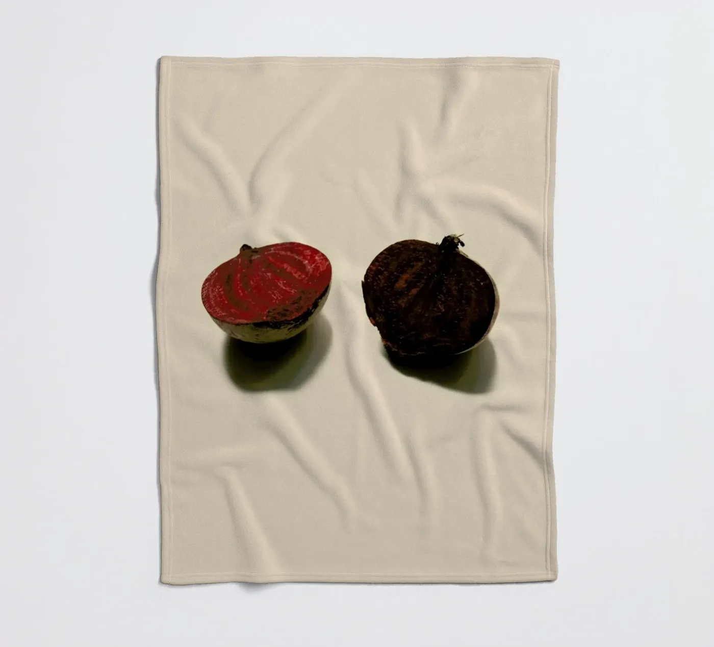 Red Beetroots Fleecedecke von Elena Veronese