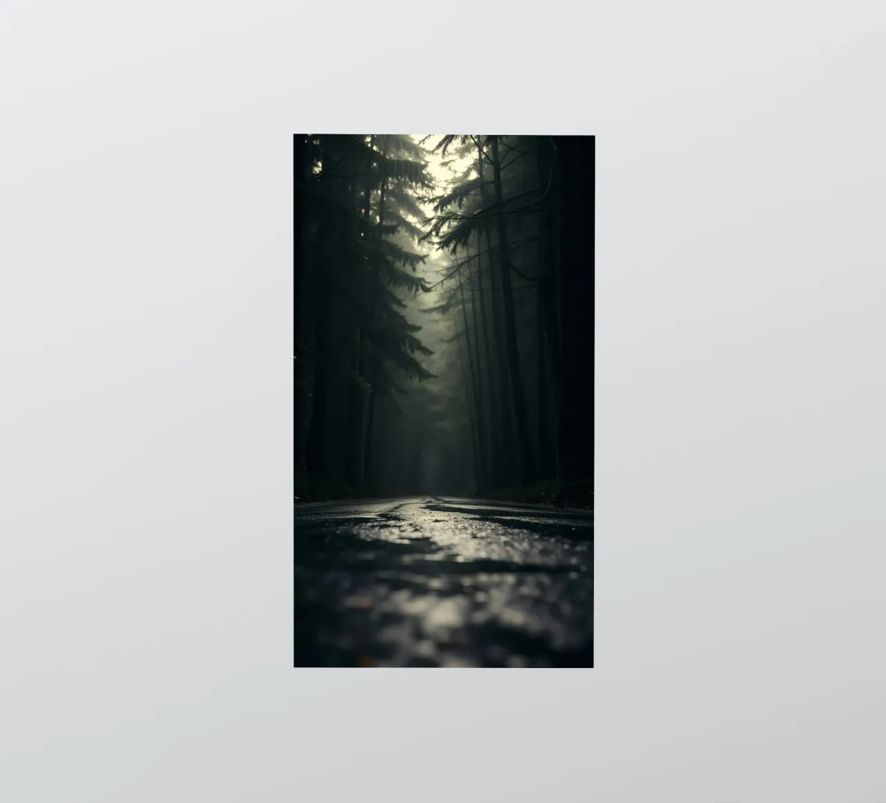 Chemin forestier brumeux avec une lumière douce filtrant à travers les grands arbres autocollant de DesignDoodle