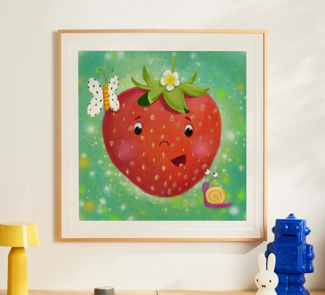 Süße Erdbeere mit Schmetterling und Schnecke poster avec cadre en bois de Honigbrombeere