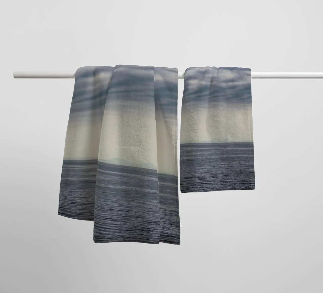 Let's Meet at the Horizon 2 asciugamano da bagno da Nur Mut