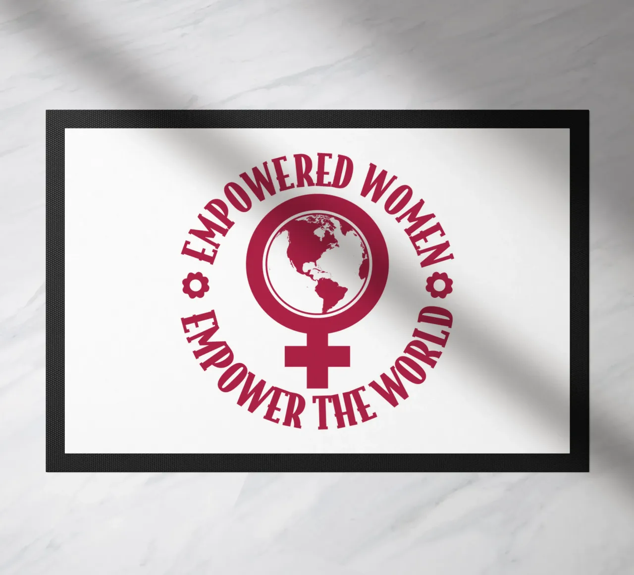 Las mujeres con poder dan poder al mundo felpudo de cafelab