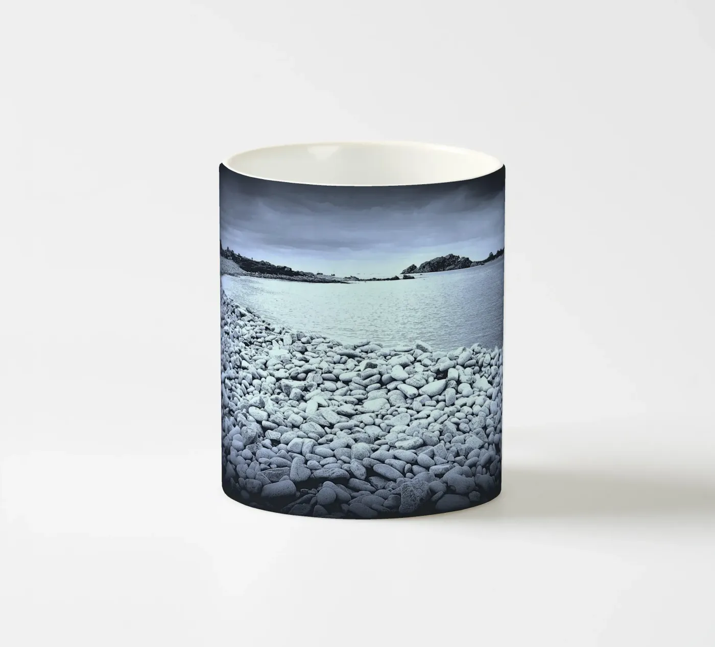 BW28 ceramic mug by Thierry vobmann photography