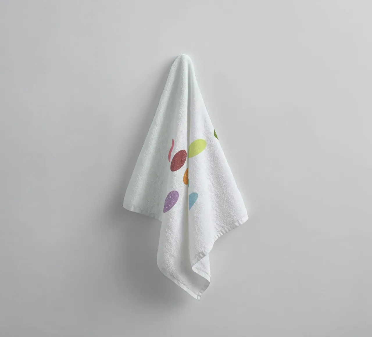 Color Dots Cross asciugamano da bagno da LeDieg