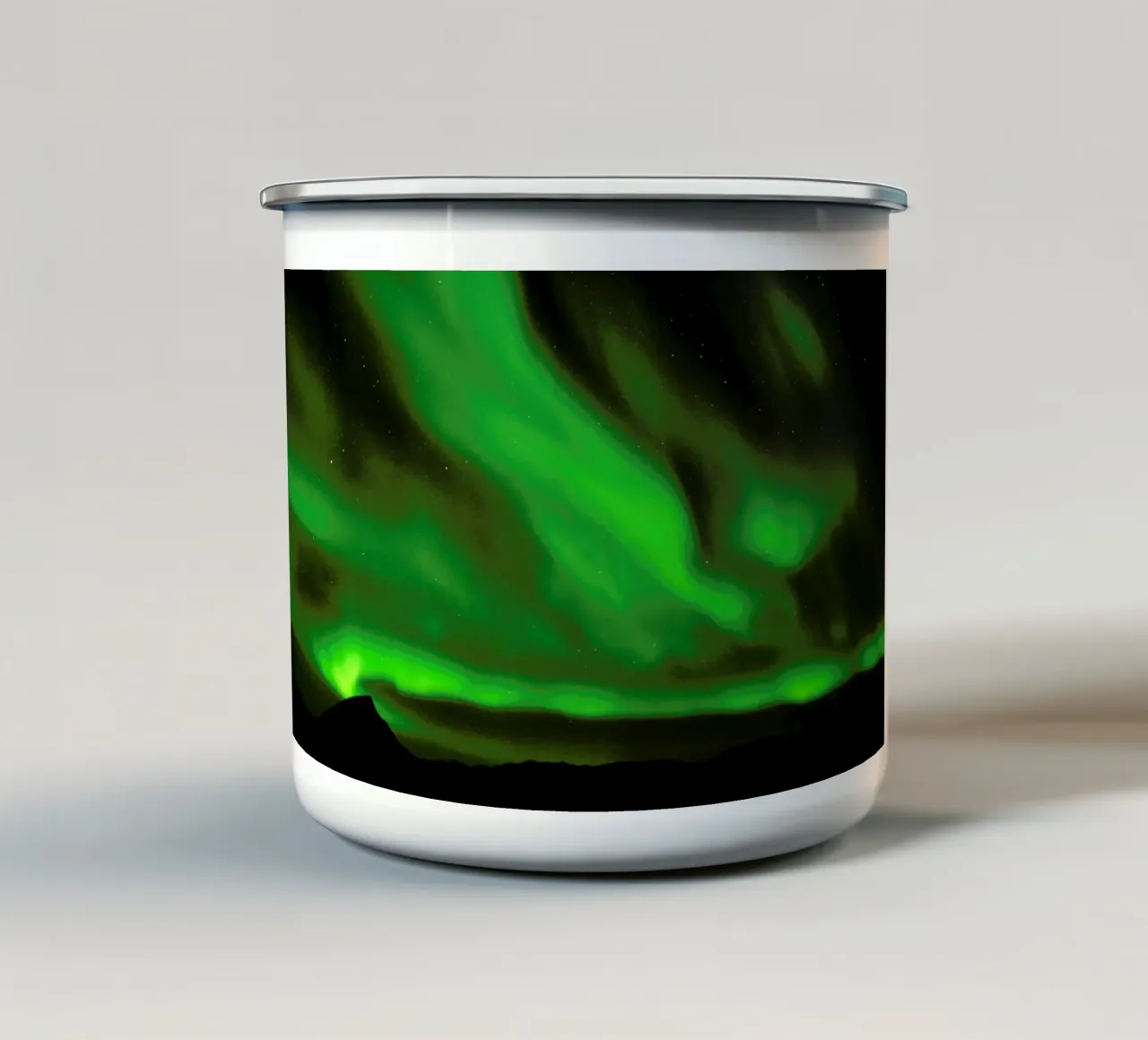 The Northern Lights 07 tazza in smalto da Nur Mut