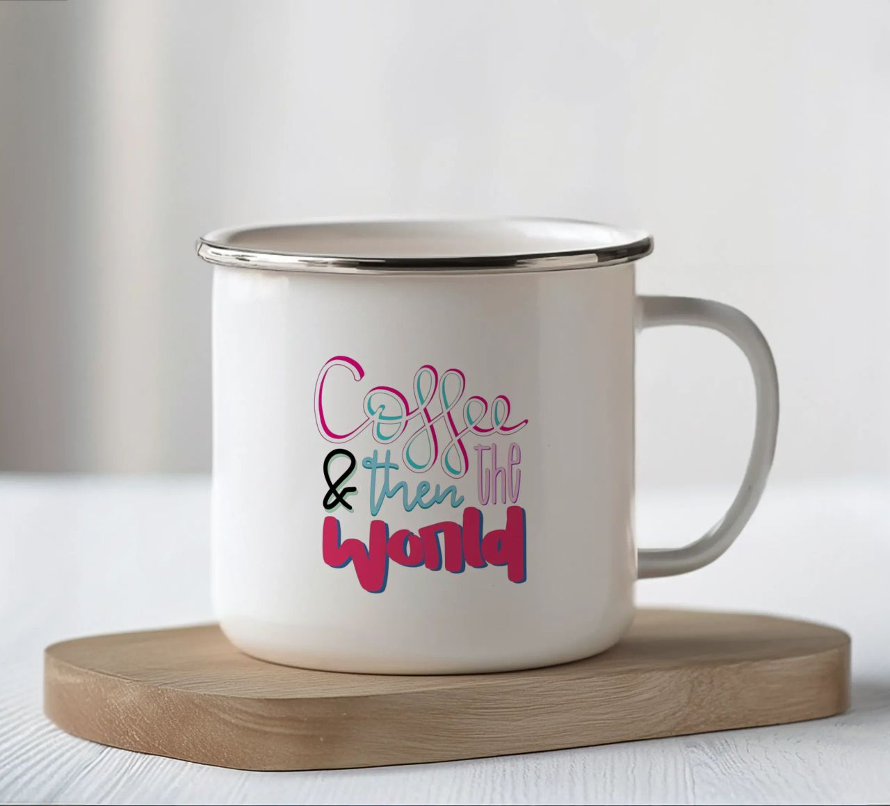 Coffee & then the world tazza in smalto da LIMITED EDITION LETTERS