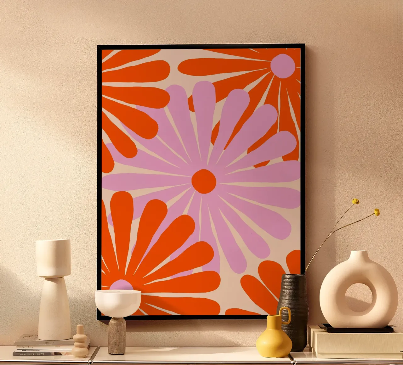 Rote und pinke Blumen poster con telaio in plastica da All Colours