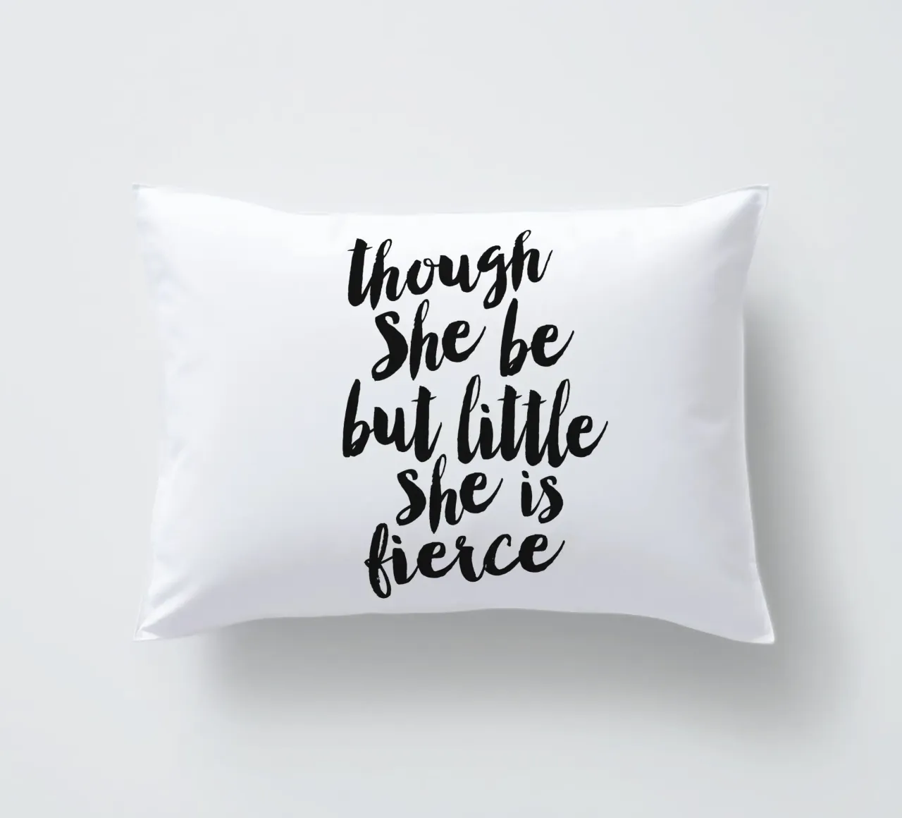 Anche se è piccola, è una forte motivazione per le donne cuscino da THE MOTIVATED TYPE