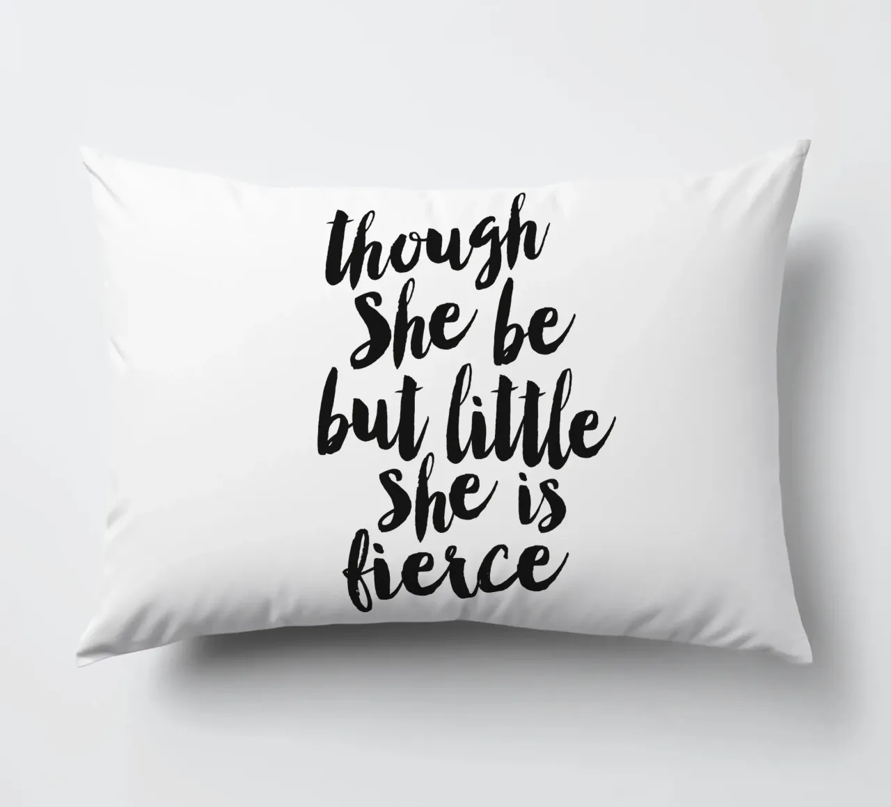 Anche se è piccola, è una forte motivazione per le donne cuscino da THE MOTIVATED TYPE