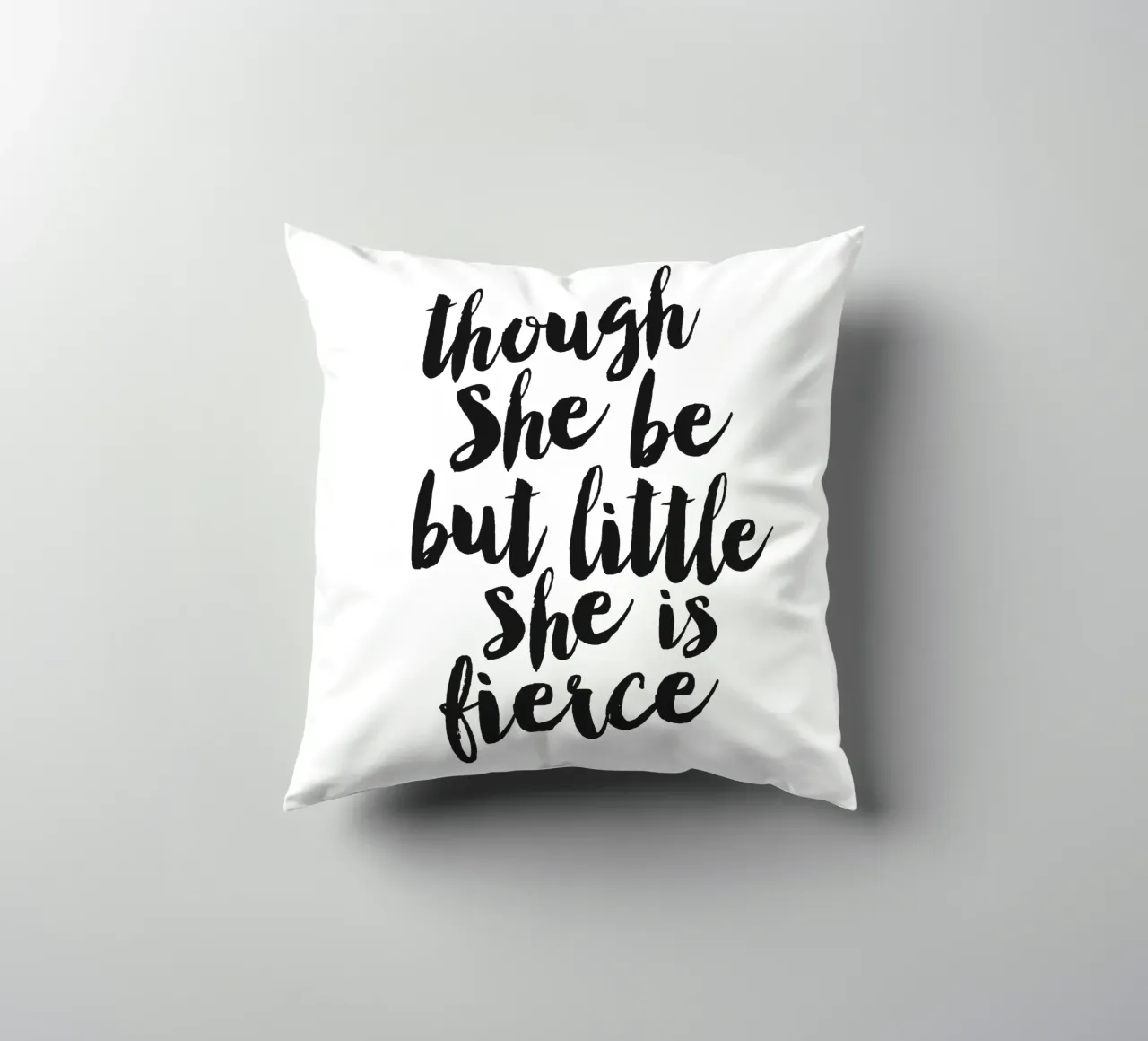 Anche se è piccola, è una forte motivazione per le donne cuscino da THE MOTIVATED TYPE