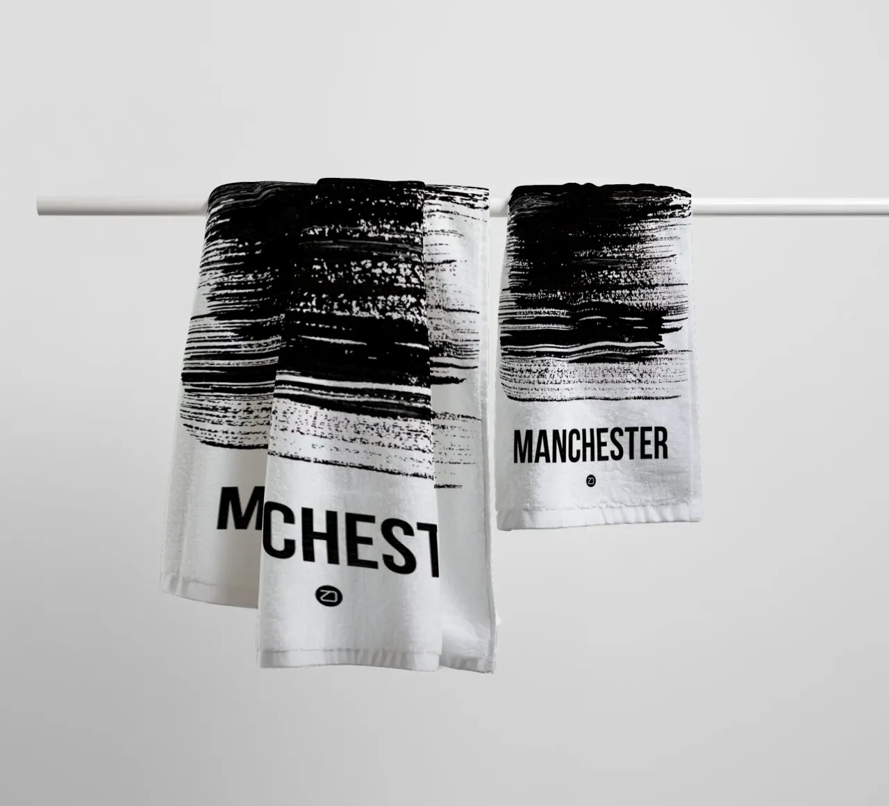Manchester Skyline Brush Stroke asciugamano da bagno da Naxart