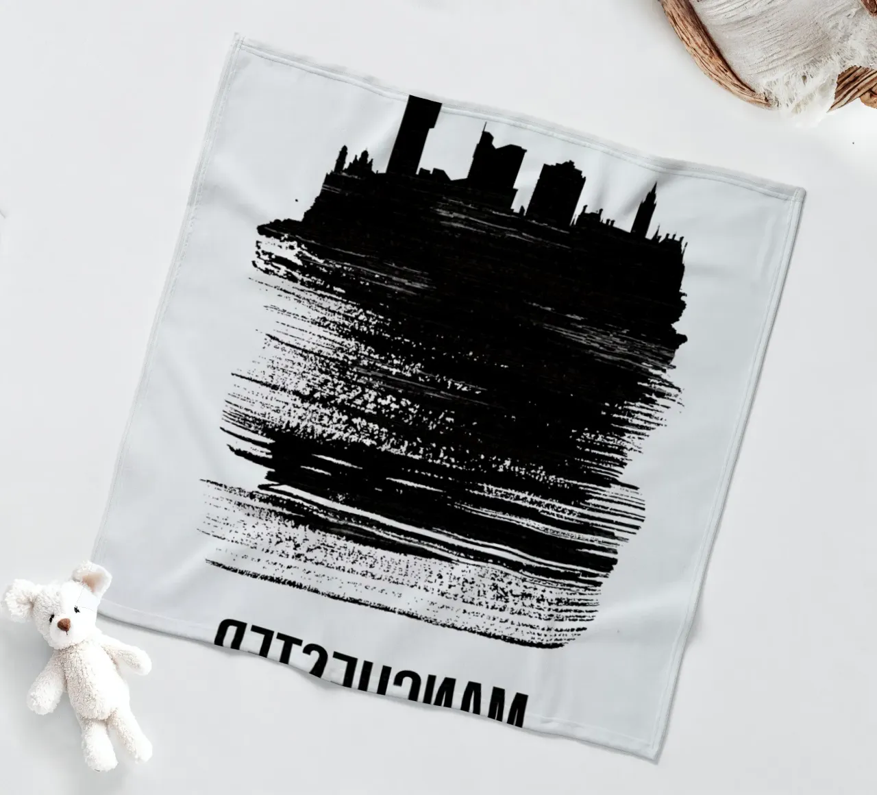 Manchester Skyline Brush Stroke coperta in pile da Naxart