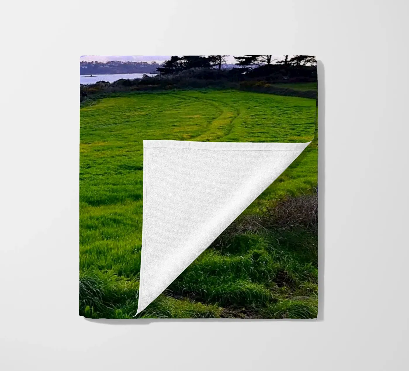 FAA216 beach towel by Thierry vobmann photography