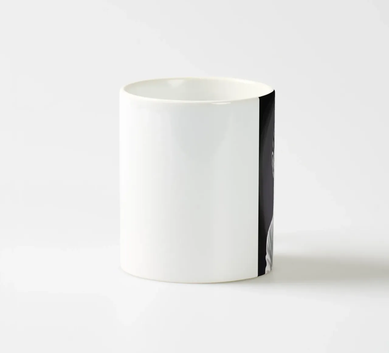 Robert Mitchum tazza in ceramica da Rob Art | Illustration
