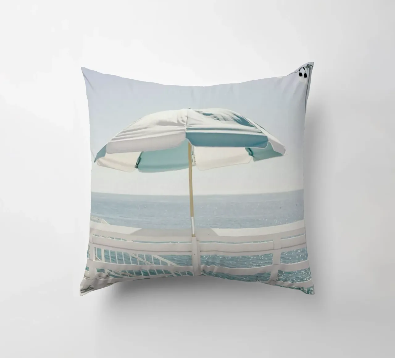 Blue Malibu Single cuscino da Chris Abatzis