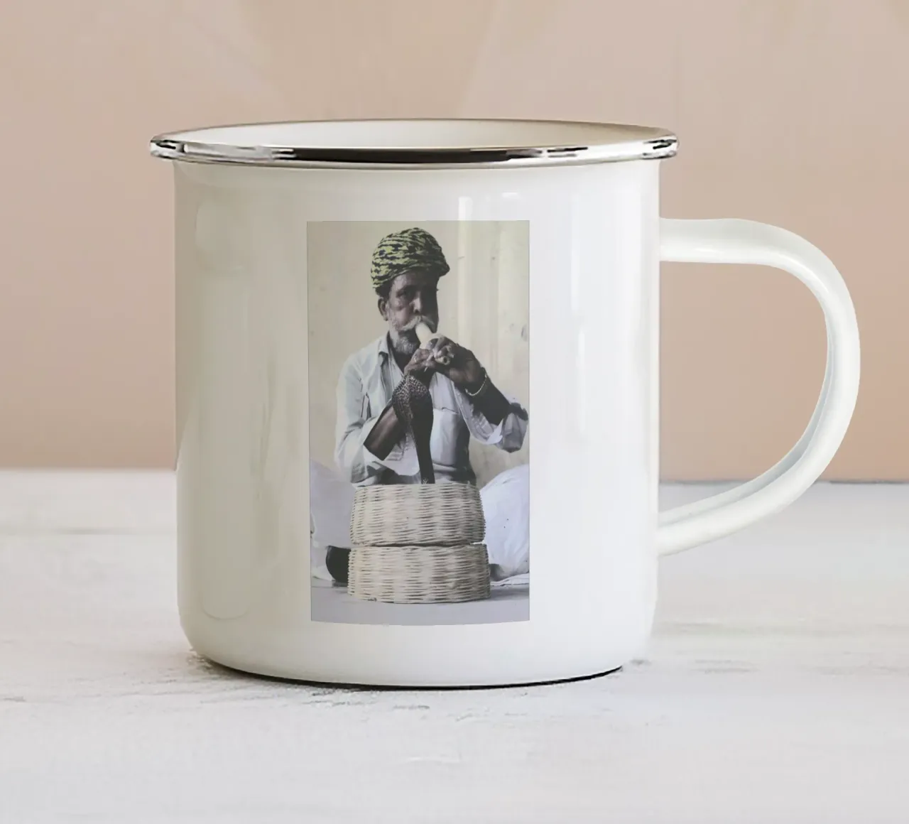 Charmed tazza in smalto da Ballack Art House