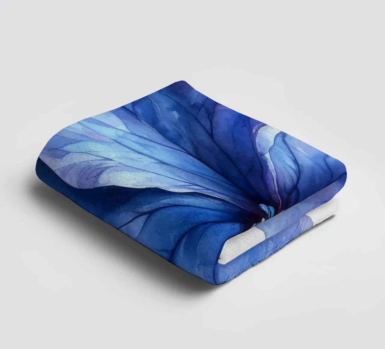 Fiore di pervinca asciugamano da bagno da Bold Blooms