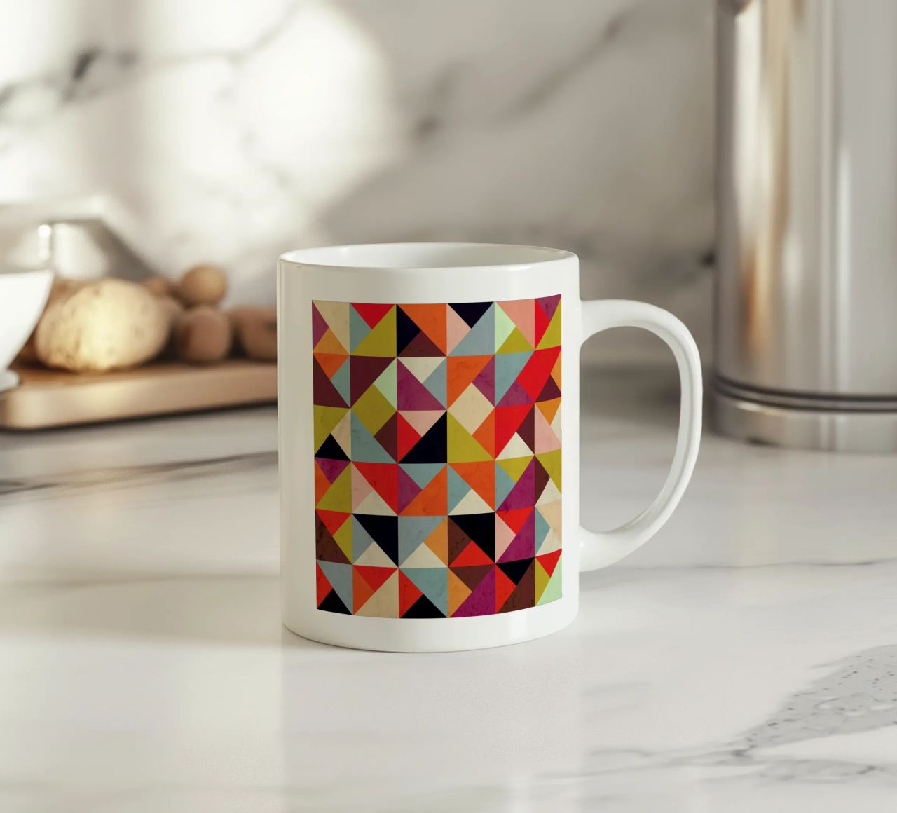 Bright Geometric Happy Pattern tazza in ceramica da Tobe Fonseca