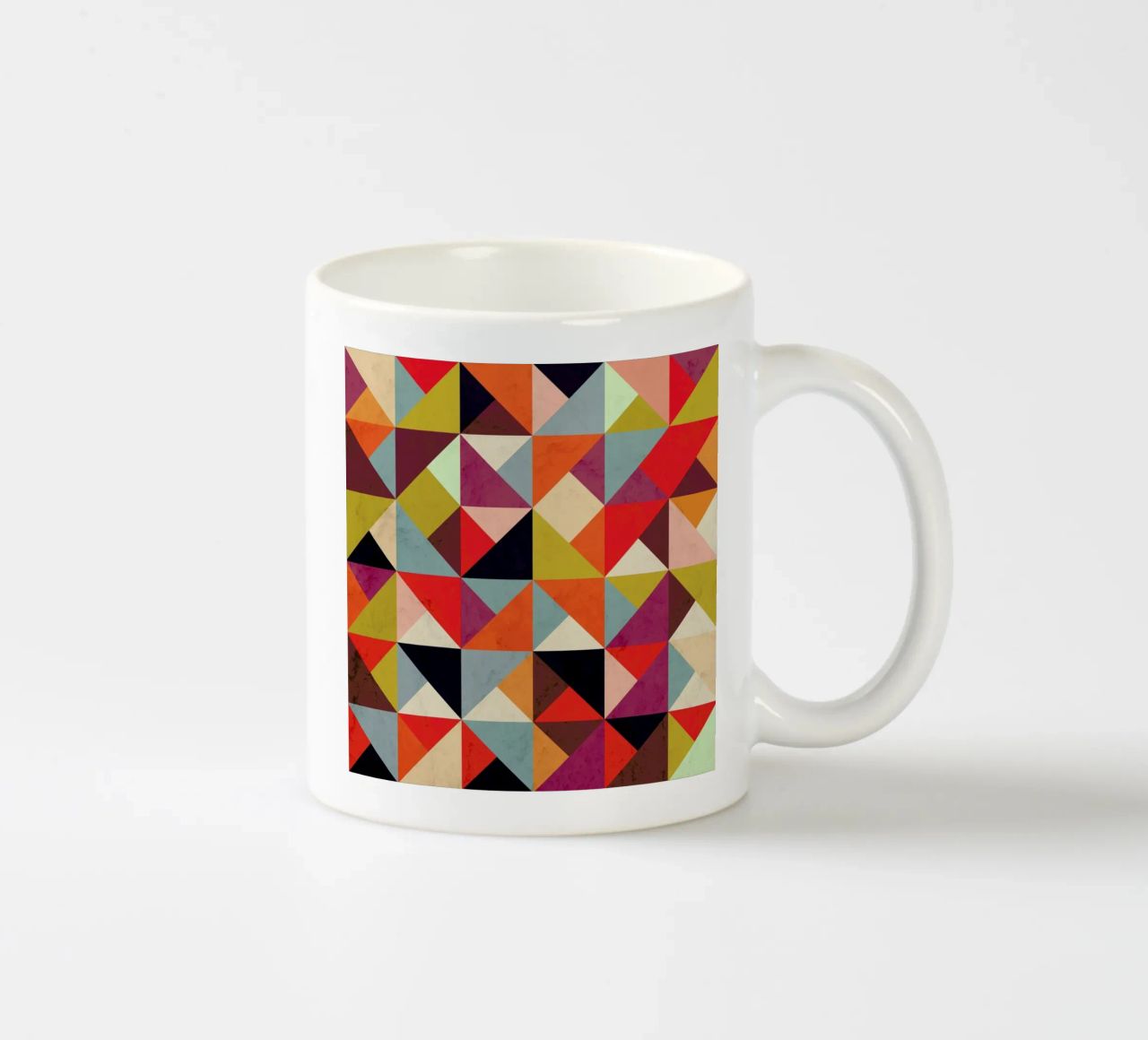 Bright Geometric Happy Pattern tazza in ceramica da Tobe Fonseca