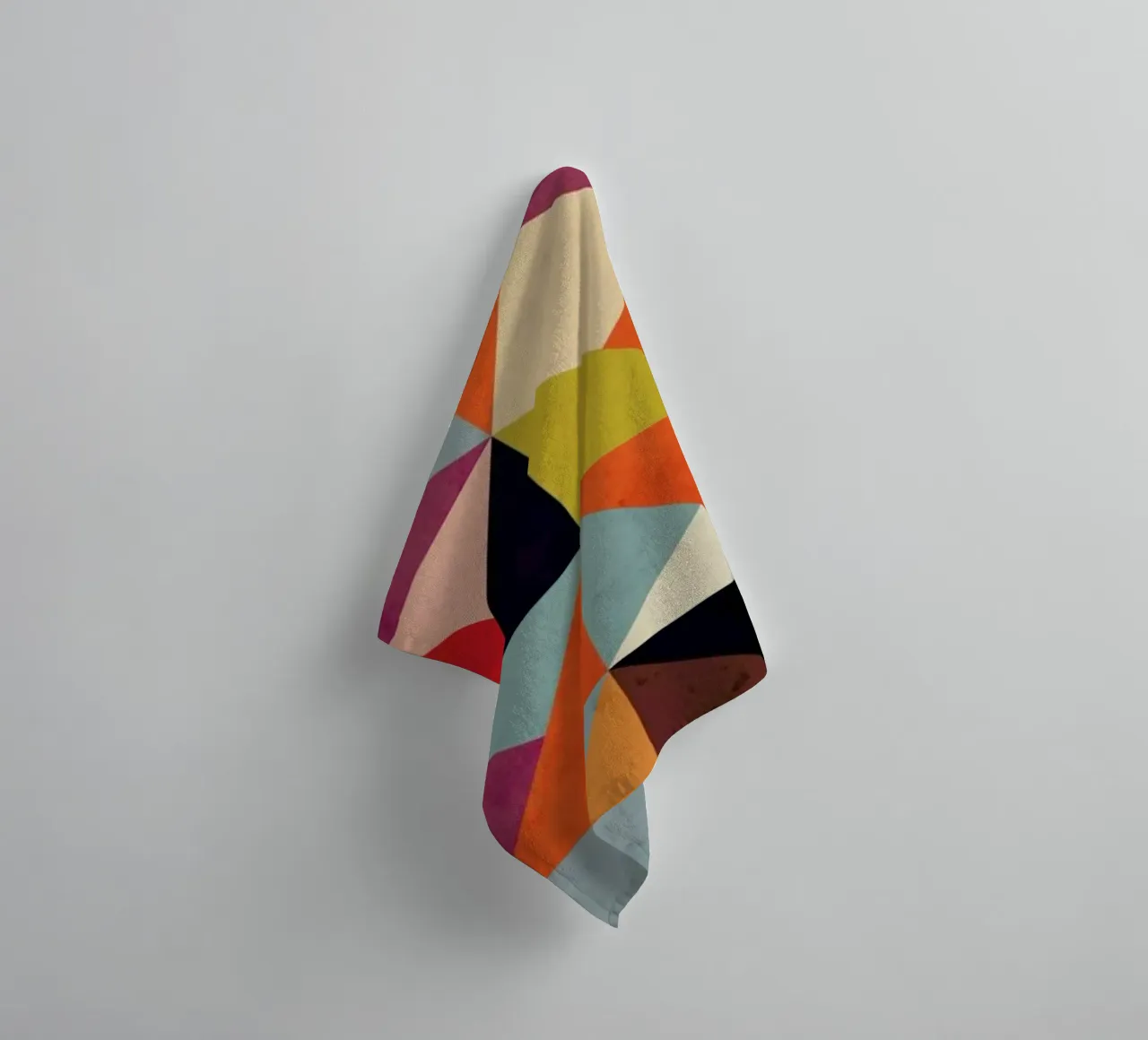 Bright Geometric Happy Pattern Handtuch von Tobe Fonseca