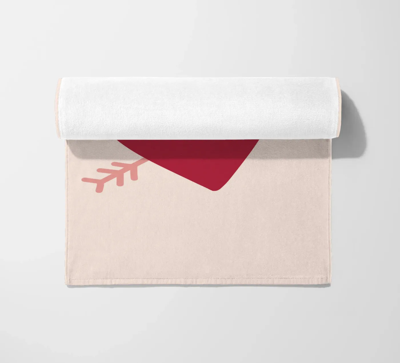 Cuore con freccia telo mare da Illustration Raissa Oltmanns