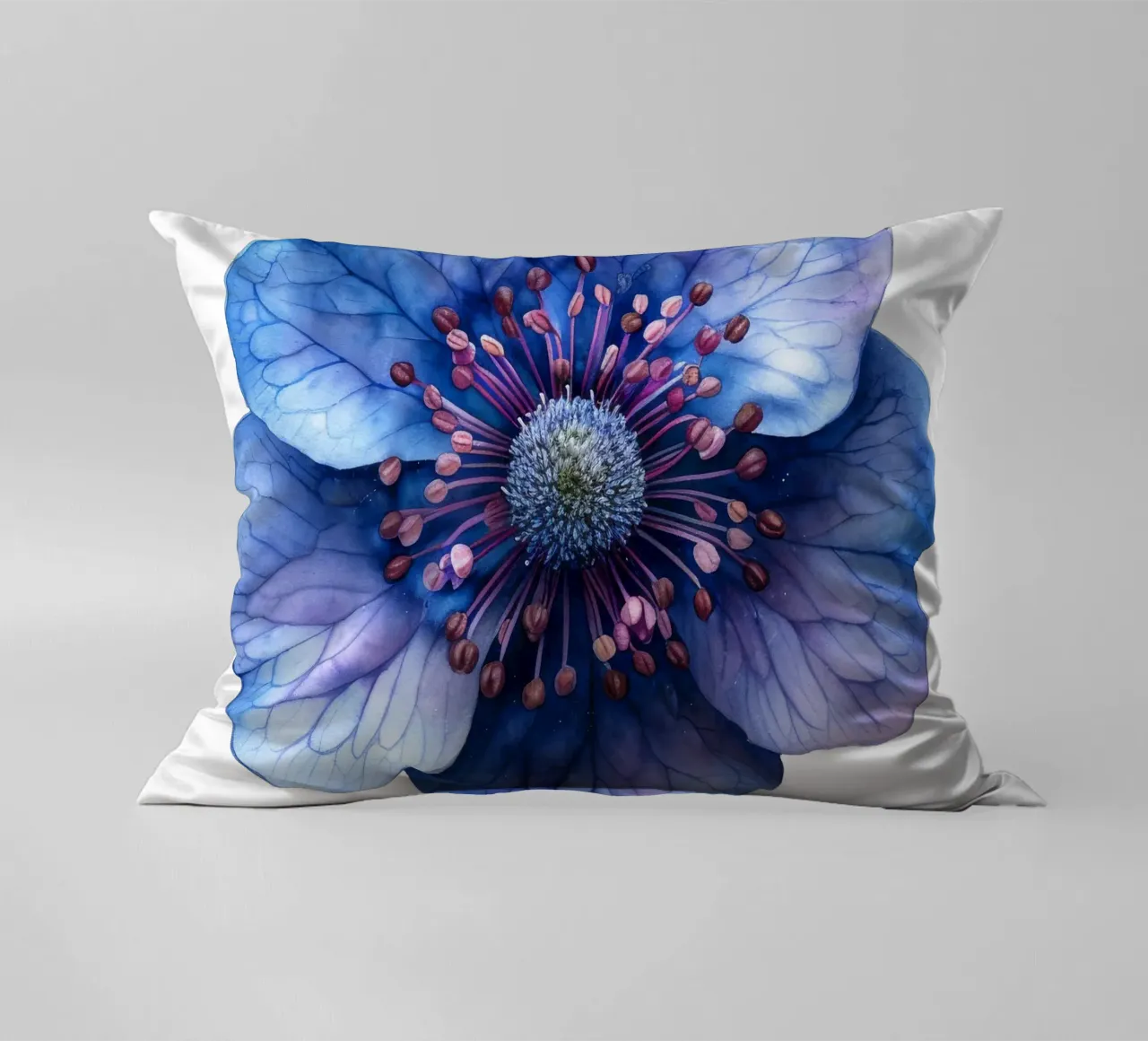Fiore di scabiosa cuscino da Bold Blooms