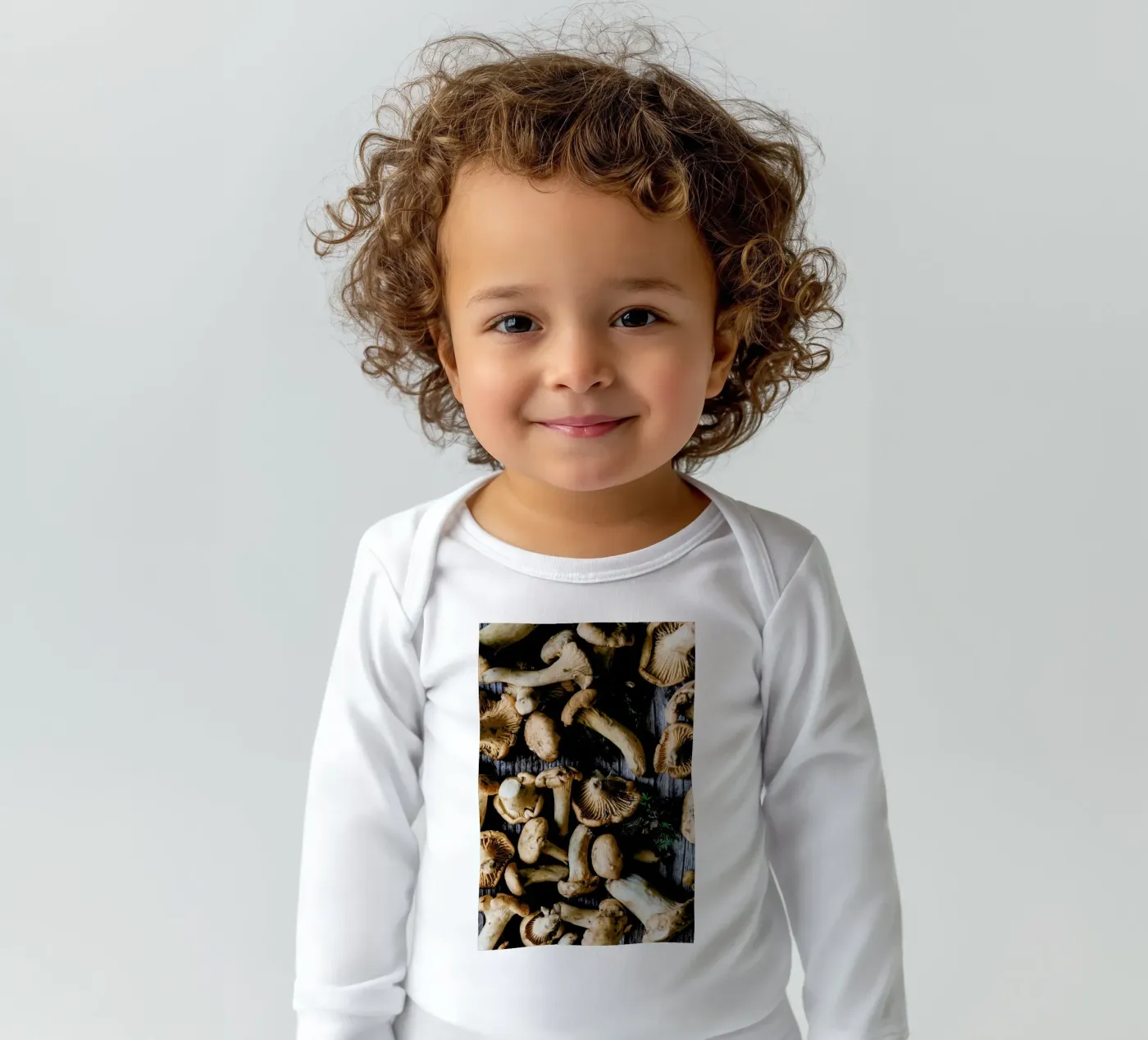 Pfifferlinge long-sleeve baby romper by Eat this