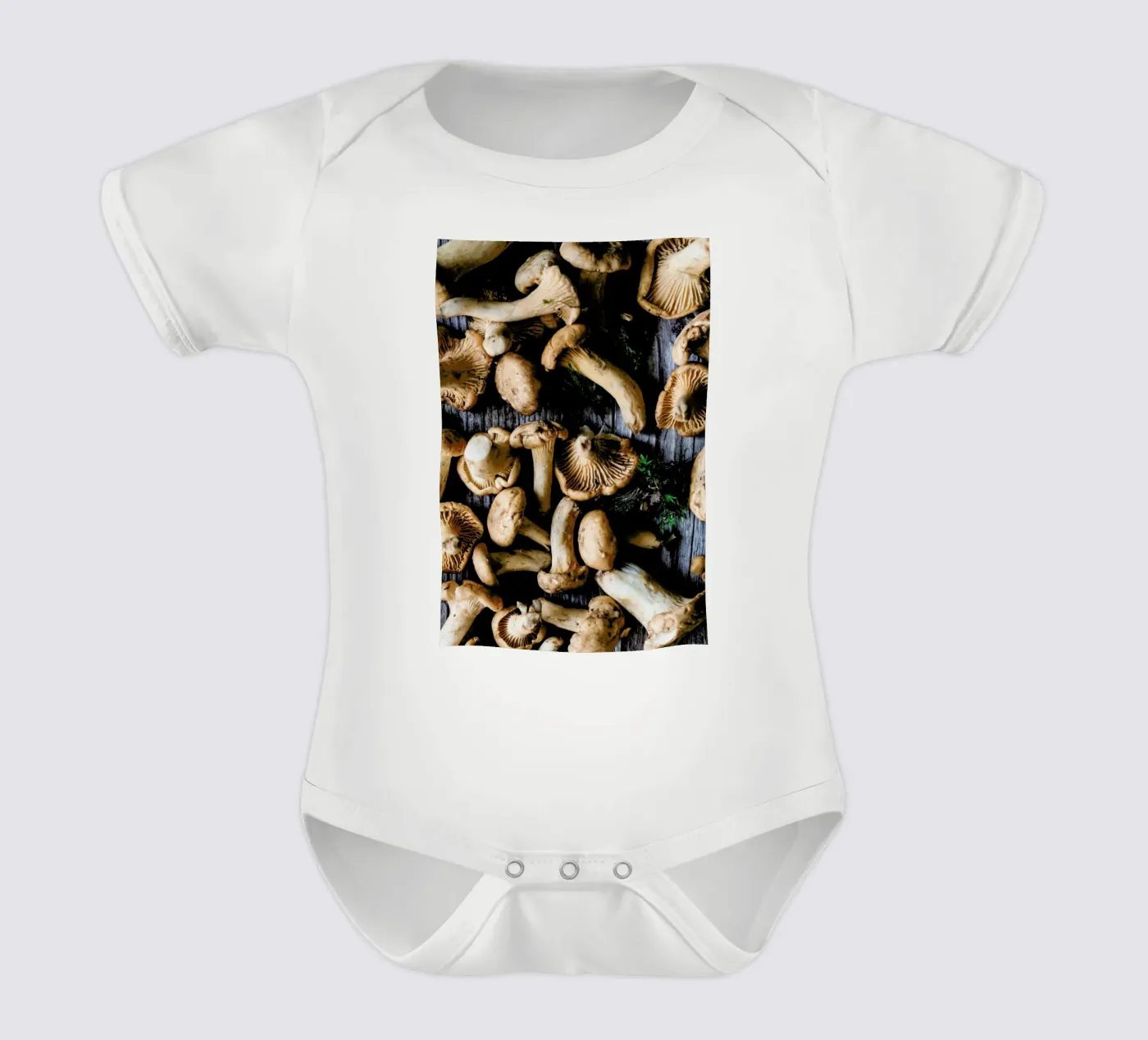 Pfifferlinge short-sleeve baby romper by Eat this
