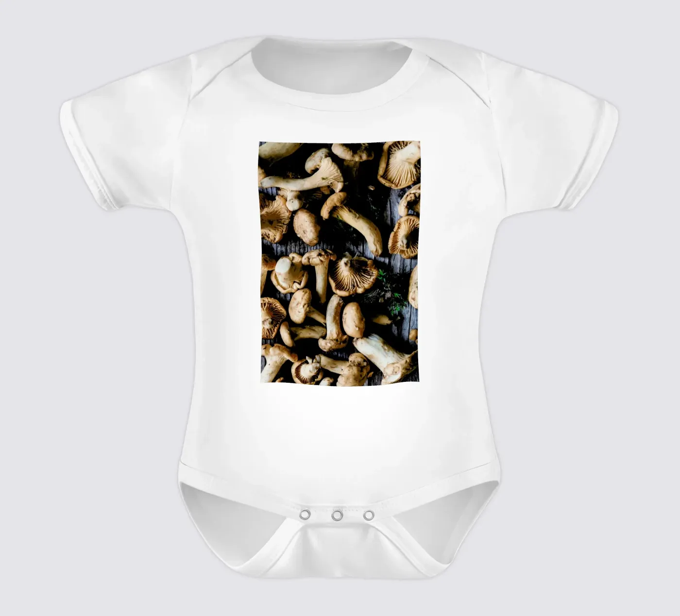Pfifferlinge short-sleeve baby romper by Eat this