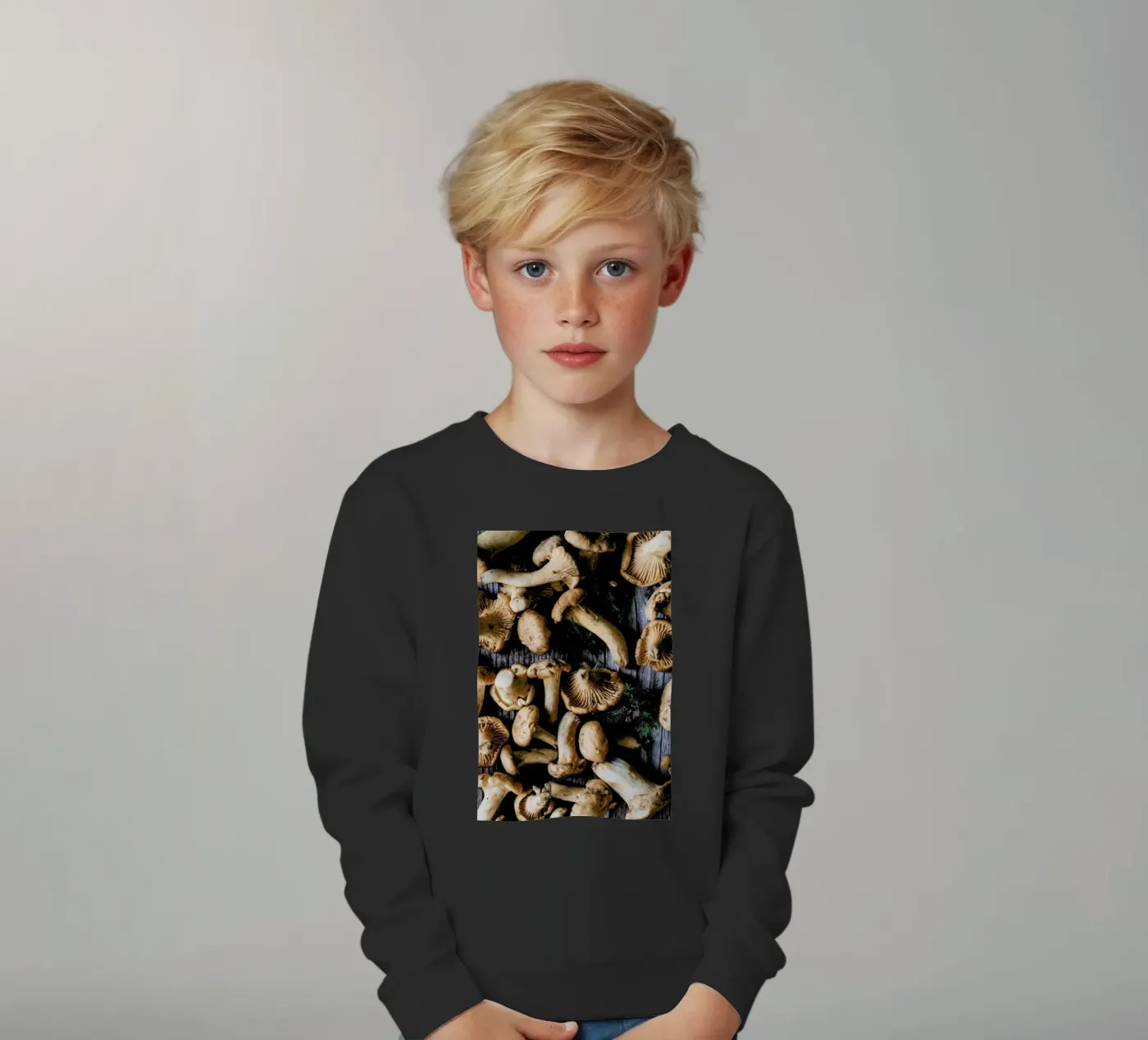 Pfifferlinge kids sweatshirt by Eat this