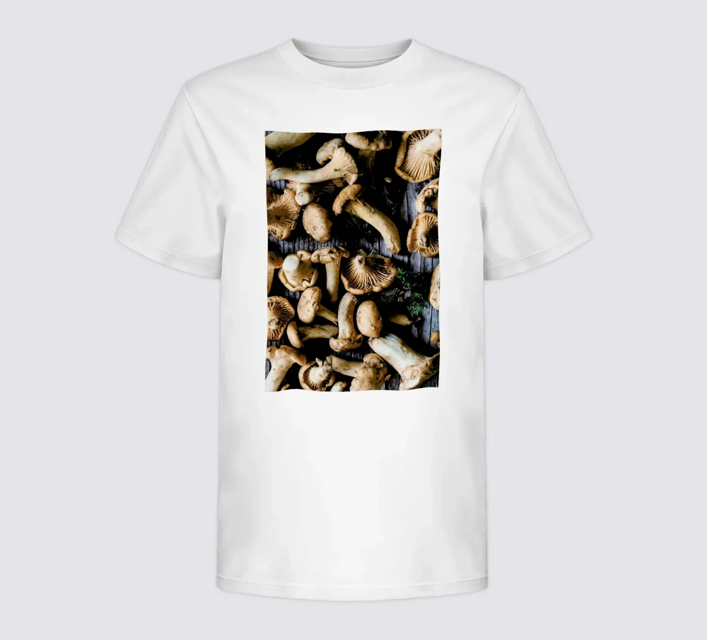 Pfifferlinge kids t-shirt by Eat this