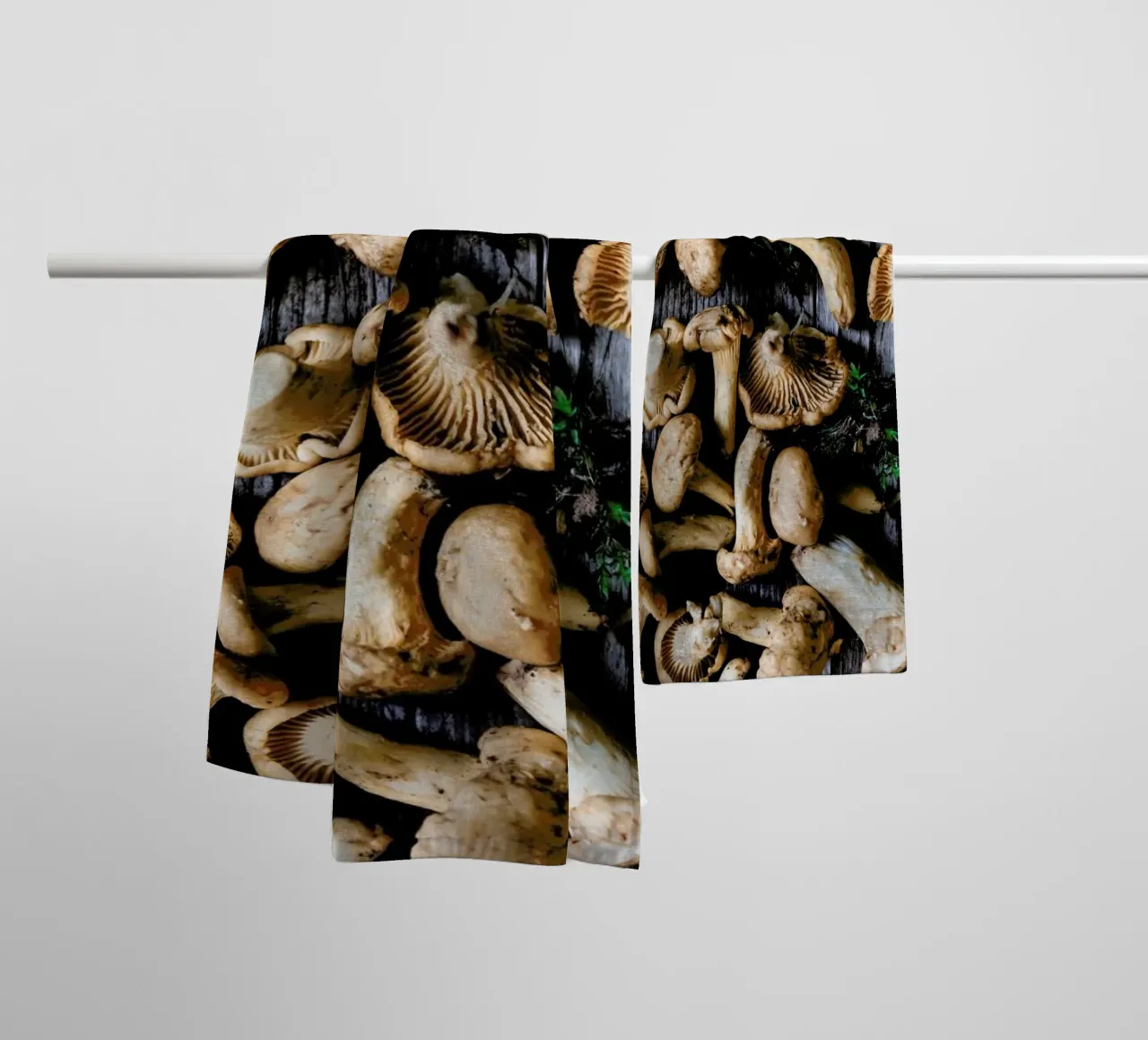 Pfifferlinge towel by Eat this