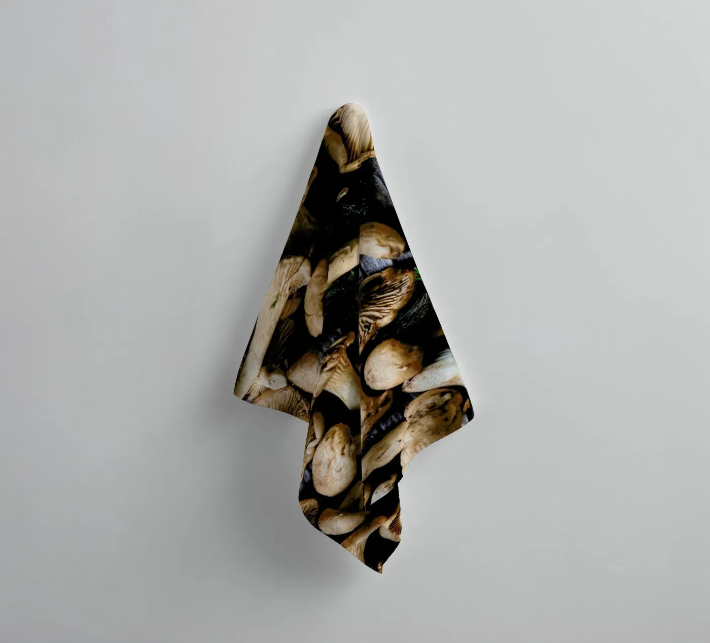Pfifferlinge towel by Eat this