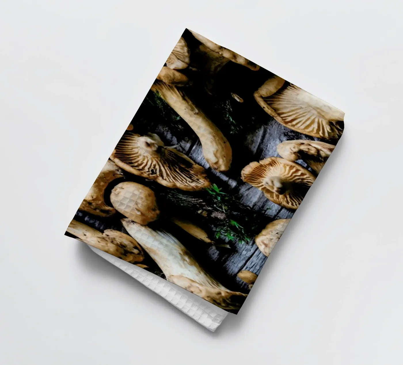 Pfifferlinge tea towel by Eat this